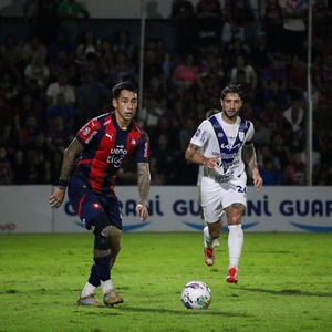 Atractivo duelo en barrio Obrero: Cerro recibe a Ameliano | Unicanal