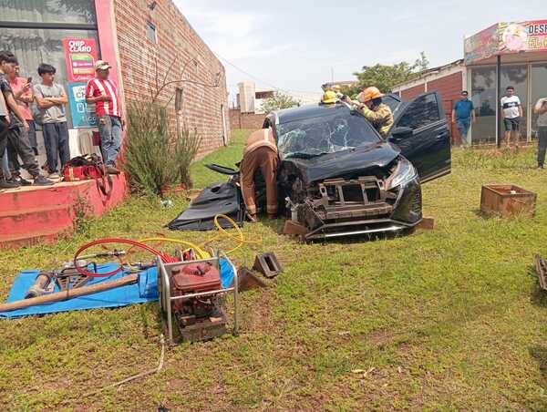 SINIESTRO VIAL EN NATALIO DEJÓ A DOS PERSONAS LESIONADAS
