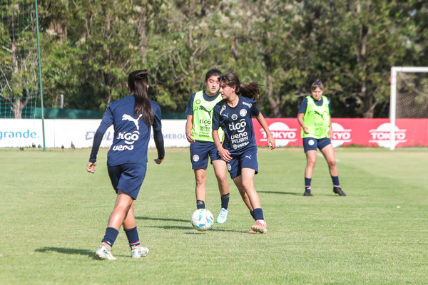 Preparando la estrategia para el debut ante Uruguay