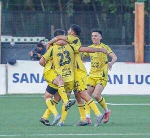El Canario levantó vuelo sobre el final: Recoleta derrotó 3-1 a Tembetary - Fútbol - ABC Color