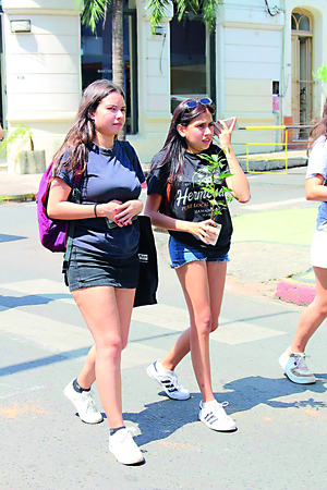 Educación, empleo y servicios: retos de la juventud en Paraguay