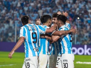 Versus / El paraguayo que marcó un gol y fue figura ante River Plate