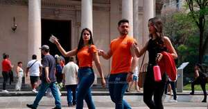 La Nación / El 25,4 % de la población paraguaya es joven, según el INE