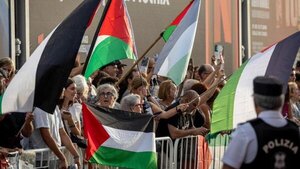 Reino Unido, Australia y Canadá reconocen a Palestina como Estado