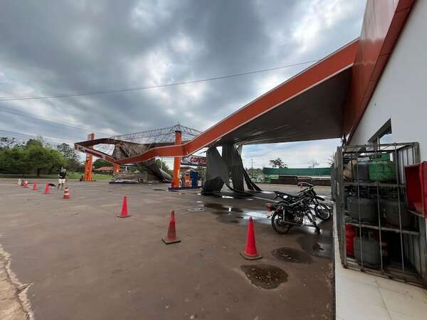 Fuertes vientos, destrozos y granizo durante intenso temporal en Itapúa - Clima - ABC Color