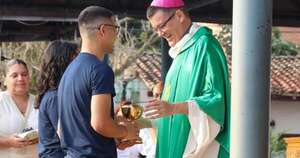 La Nación / La Iglesia insta a los jóvenes a construir una sociedad justa y solidaria