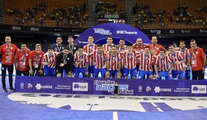 La Albirroja sube al podio
