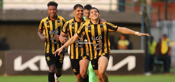 Versus / ¡Golpe de autoridad! Guaraní abraza la cima en solitario