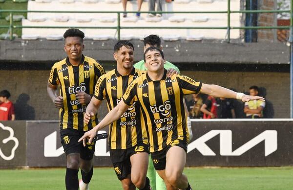 Guaraní 2-Nacional 0: La punta, con un par de flechazos - Fútbol - ABC Color