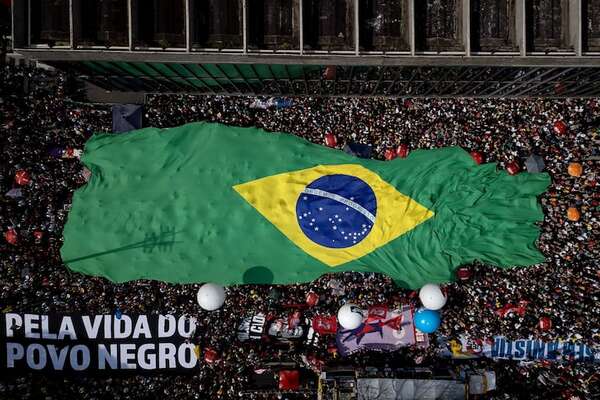 “¡Sin amnistía!”, la izquierda marcha en Brasil contra perdón a Bolsonaro y seguidores - Mundo - ABC Color