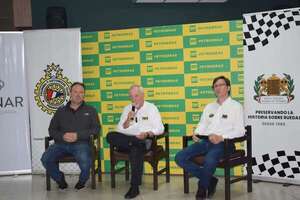 Autos Antiguos-CVAP: Presentan el Rally de Pilar - ABC Motor - ABC Color
