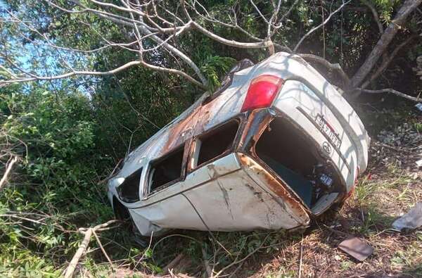 Terrible accidente deja como saldo tres fallecidos y tres heridos graves - Nacionales - ABC Color