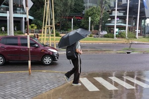 Lluvias matutinas darán paso a cielo más claro al caer la tarde