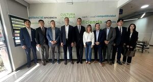 Paraguay fortalece vínculos con empresa líder en robótica médica y manufactura avanzada