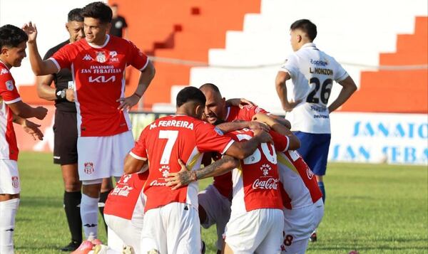 Mazazo al Kure Luque en Ka’arendy •