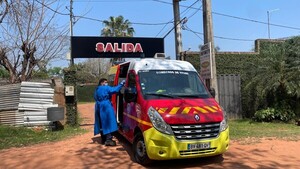 Bomberos de Ypané socorrieron a un joven que se descompensó en el motel