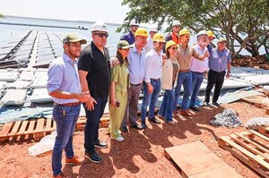 Vicepresidente de la República visita zona de obras de la Planta Solar Flotante de Itaipú | DIARIO PRIMERA PLANA