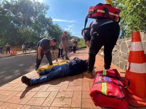 Conductores de ambulancias del Alto Paraná se capacitan en manejo defensivo