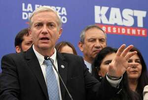 Kast se afianza en la campaña presidencial en Chile - Mundo - ABC Color
