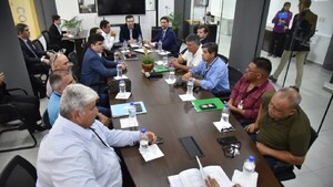 Tripartita entre choferes y Gobierno queda en cuarto intermedio y se retomará el miércoles