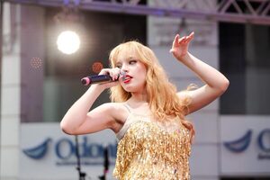 Camila González: la joven que causa furor imitando a Taylor Swift