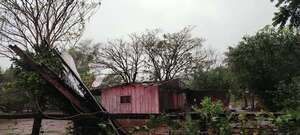 Temporal en Amambay: más de 100 casas destechadas - Nacionales - ABC Color