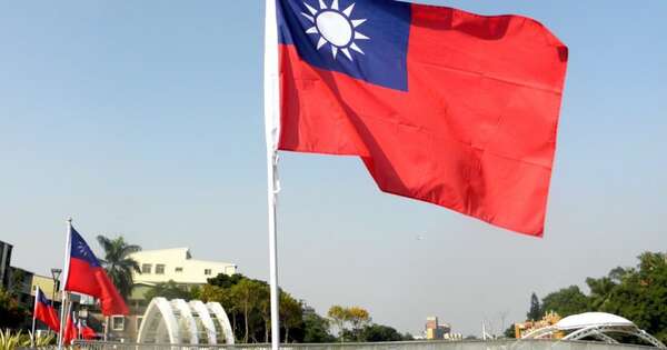 La Nación / Taiwán defiende su democracia y cuestiona legitimidad de Pekín para representarlo ante la ONU