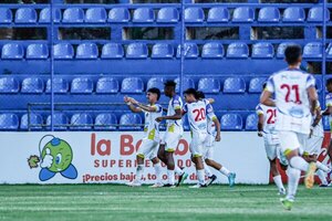 Versus / Los tres equipos que luchan por el ascenso empatan pero Capiatá sale favorecido