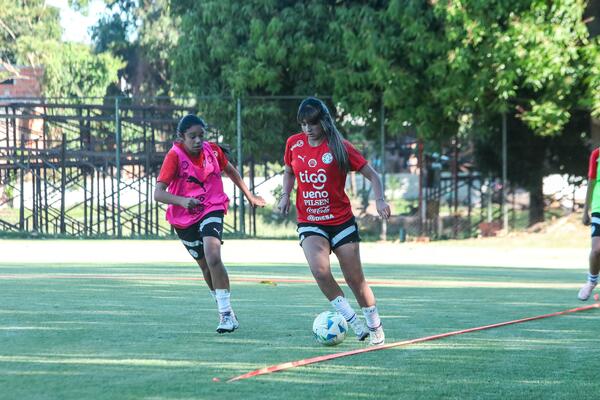 Con la mirada fija en la máxima cita futbolística