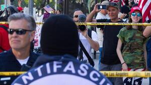 Trump designa oficialmente como "terrorista" al movimiento Antifa de EEUU