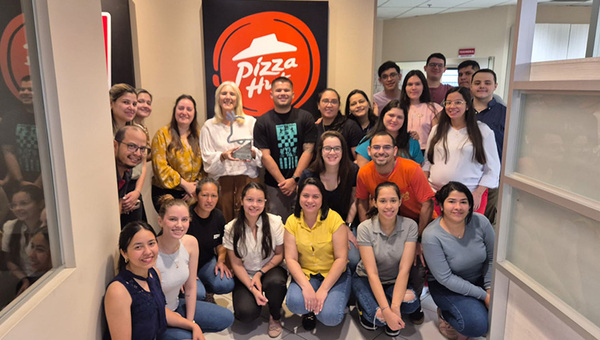 La pizza más elegida: paraguayos vuelven a coronar a Pizza Hut como su favorita