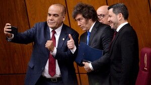 Autor de “criptofiasco” de Milei buscó reunirse con Peña y Cartes