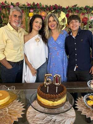 Laura Martino cumplió 50: “Solo dar gracias a Dios” - Gente - ABC Color