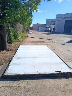 Trabajador muere tras caerle encima portón de 600 kilos en el Silvio Pettirossi - ADN Digital