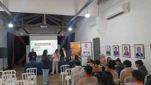 Encarnación promueve un turismo centrado en las personas con exitoso conversatorio