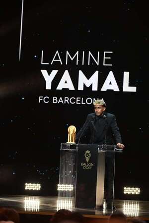 Lamine Yamal gana el Trofeo Kopa por segundo año consecutivo - Fútbol Internacional - ABC Color