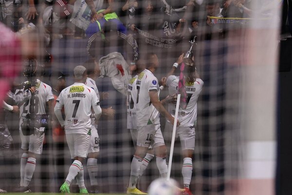Versus / Copa Sudamericana: Semana para definir a los 4 que seguirán su camino hacia Asunción