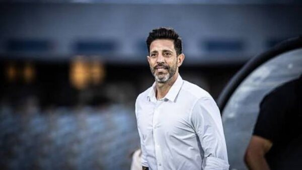 Popular / ¿Mba'e la oikóva?: Presi de Santa Fe anunció que Jorge Bava no se va de su club