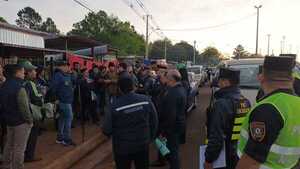 Municipalidad de Encarnación insiste en liberar espacio público frente al Hospital General de Itapúa