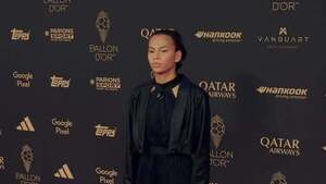 Claudia Martínez brilló en la ceremonia del Balón de Oro