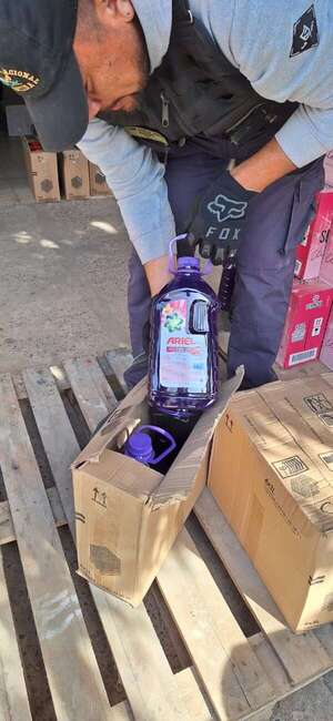 Incautan en Clorinda productos falsificados que iban a introducir en territorio paraguayo - Policiales - ABC Color
