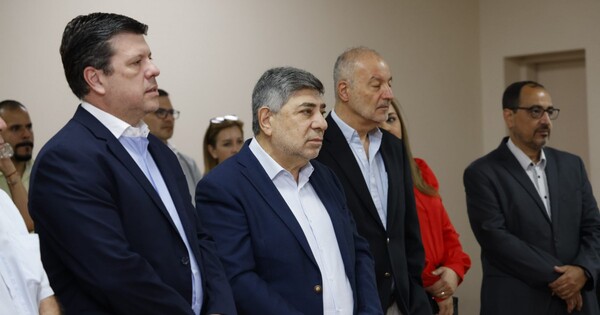 Mipymes piden a Peña eliminar barreras para créditos y participar en compras del Estado