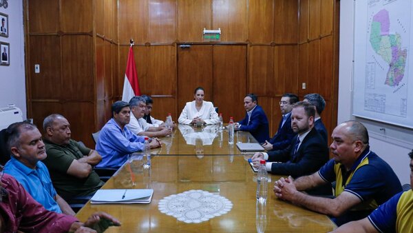 MOPC y choferes encaminan acuerdo para levantar huelga