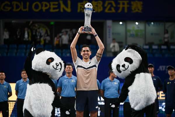 Tenis: Chileno Tabilo se consagra en Chengdu - Tenis - ABC Color
