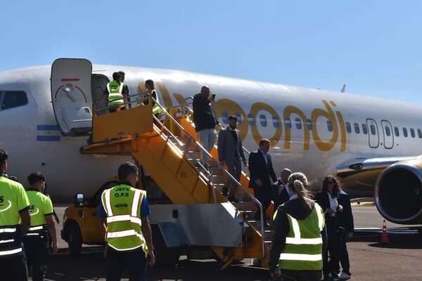 Anuncian vuelos directos de Córdoba a Asunción con Flybondi  - Nacionales - ABC Color