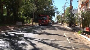 Continúan los trabajos de asfaltado en la calle Monseñor Wiessen en Encarnación