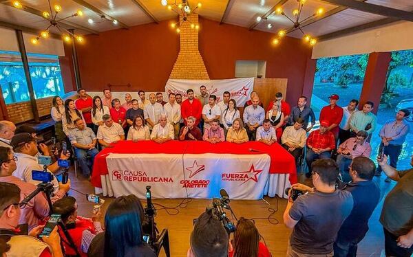 Disidencia colorada se une en Ciudad del Este para apoyar a González Vaesken  - Política - ABC Color