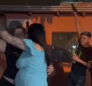 Asaltantes prófugos realizan peligrosos disparos al aire en una fiesta de cumpleaños - ABC en el Este - ABC Color