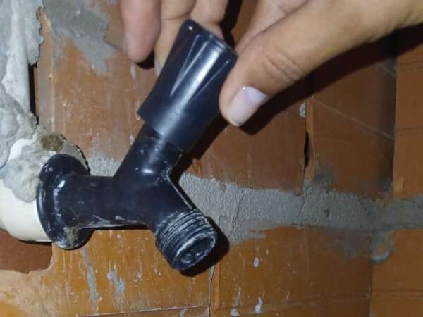 ANDE cortó energía a aguatera y vecinos sufren falta de servicio - Crónicas Ciudadanas - ABC Color