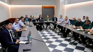 MEF se reunió con policías y militares con miras a reformar la Caja Fiscal